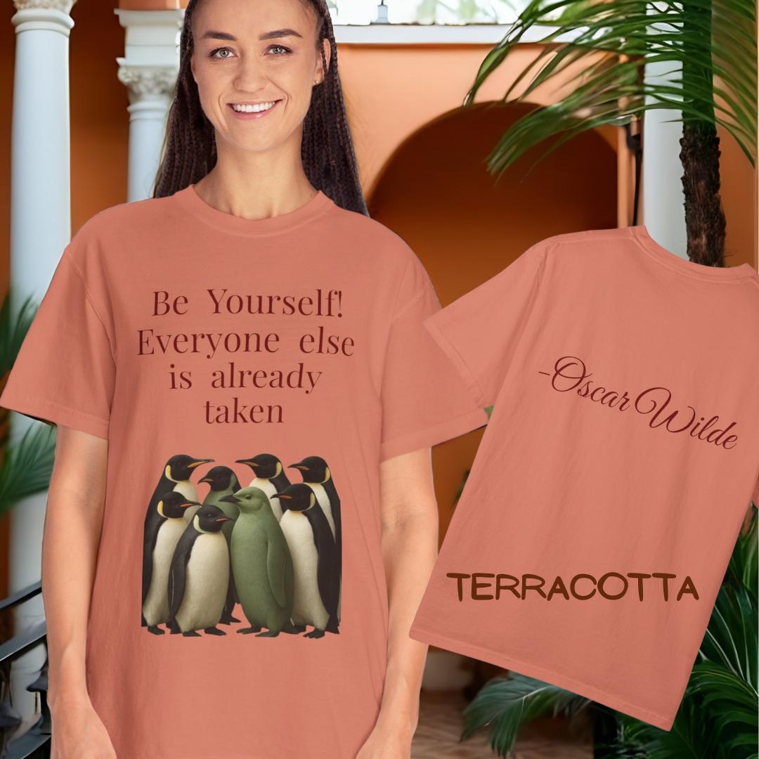 “Be Yourself Tee – Organic Cotton Unisex Shirt with Oscar Wilde Quote (S–4X)”